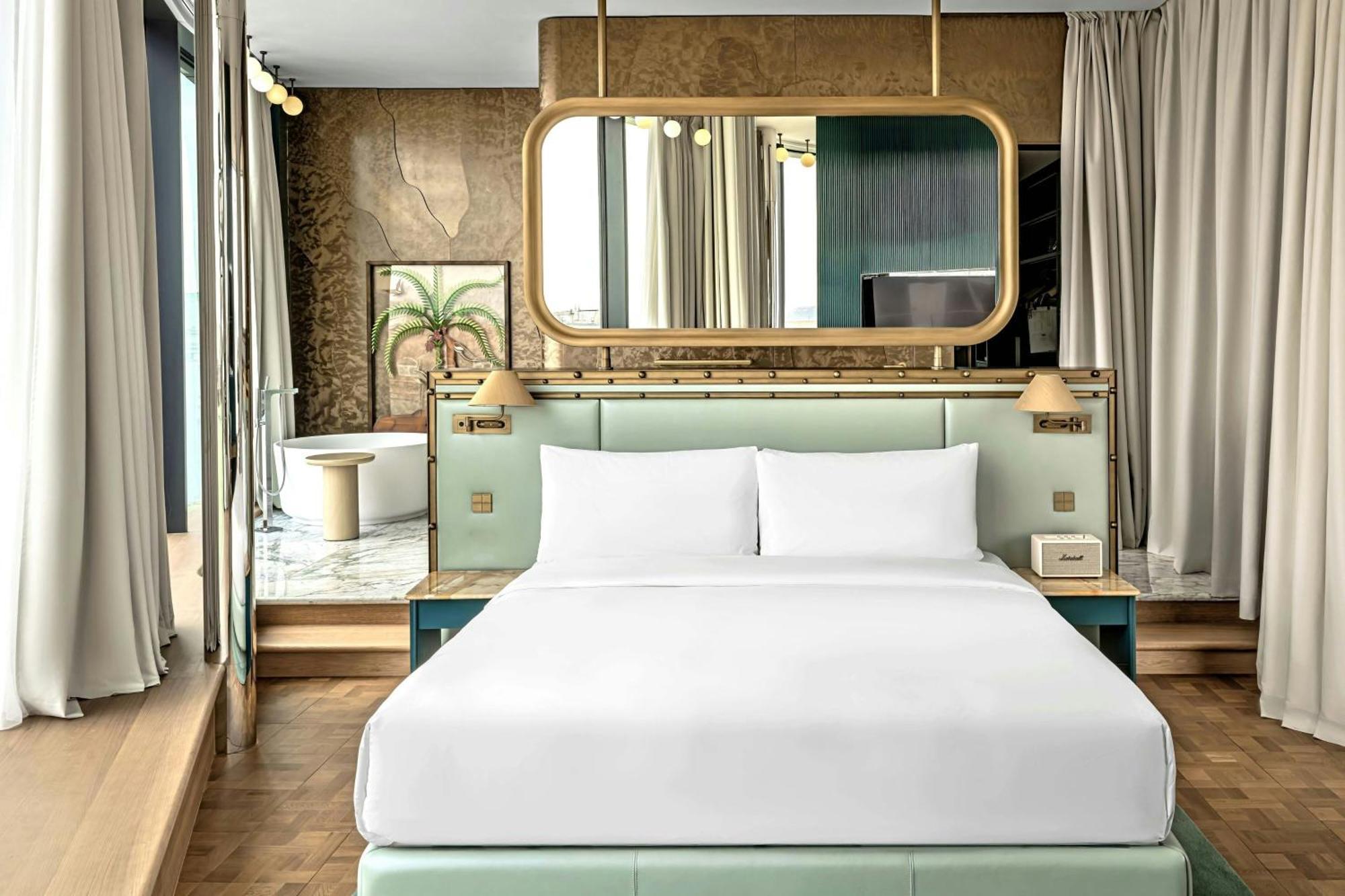 Otel W 5*